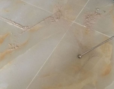 七台河市瓷砖空鼓维修公司分享粘合剂选择不当在瓷砖铺贴过程中可能导致以下问题